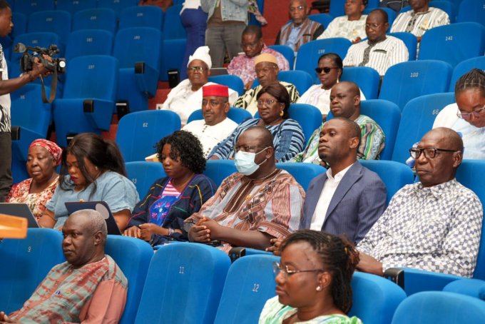 Le Burkina Faso dissout officiellement tous les partis politiques pour une refondation de la vie publique