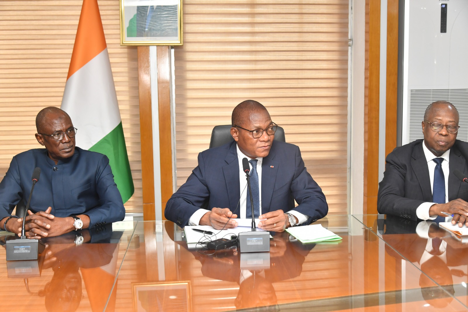 Le ministre KONE Bruno Nabagné engage le dialogue pour relancer la commercialisation dans la Filière-cacao