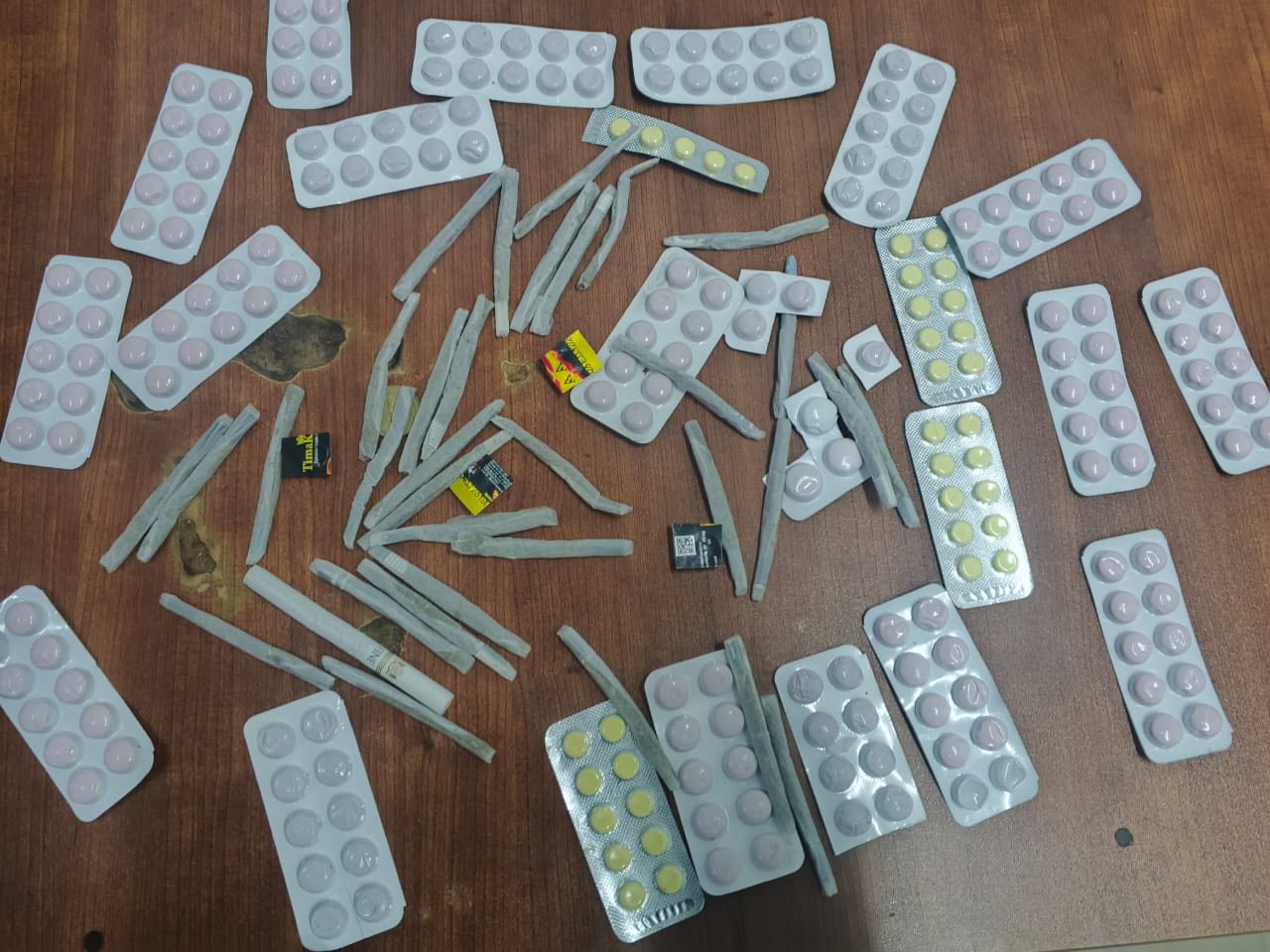 Anoumabo une opération de police met fin à des fumoirs et interpelle huit suspects