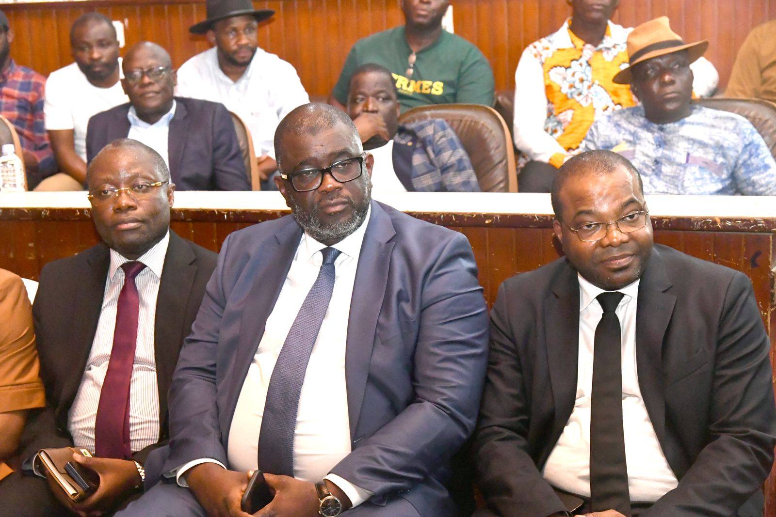 L'OIA Café-Cacao annonce l'enlèvement accéléré de 23 830 tonnes pour soulager les producteurs