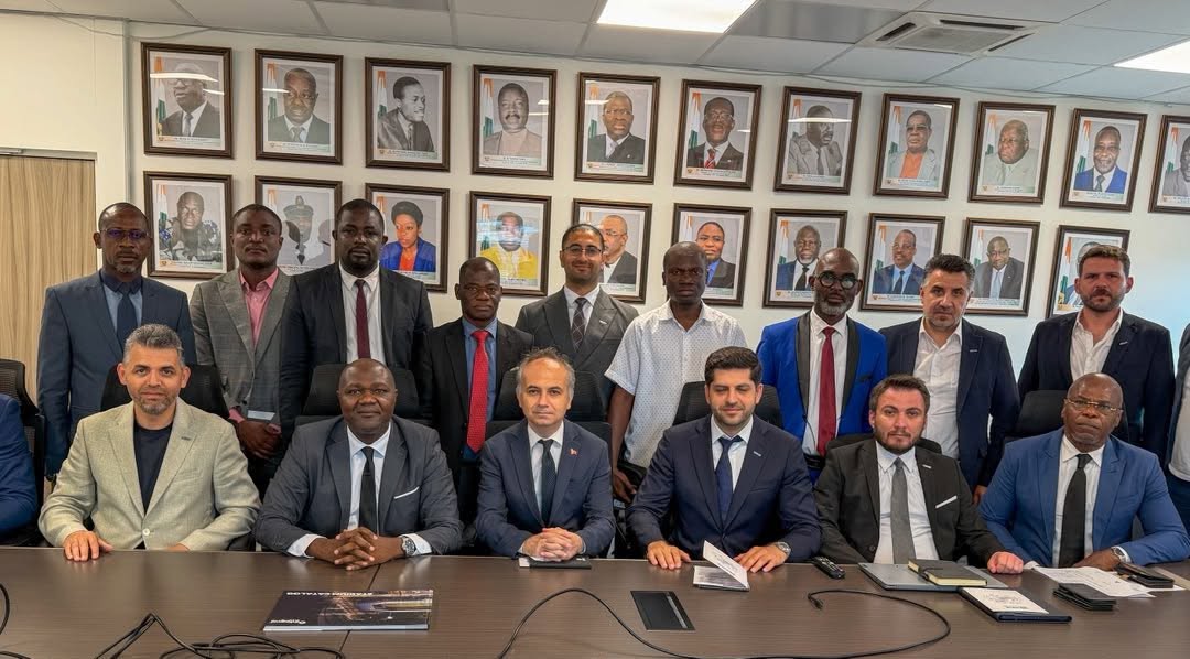 Le groupe turc Integral Group séduit par les projets Infrastructures sportives du ministère des Sports