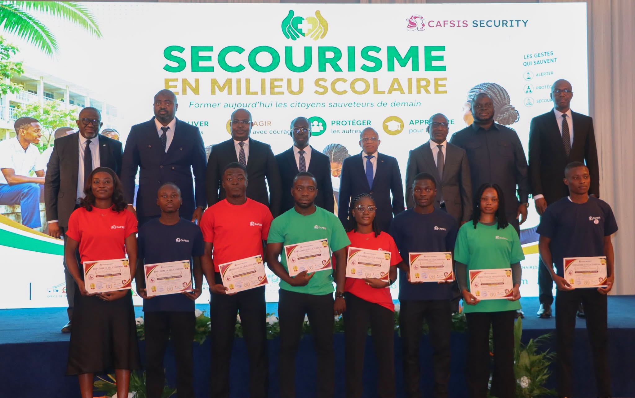 300 jeunes formés par l’ONPC pour devenir les premiers maillons de la chaîne de secours en milieu scolaire