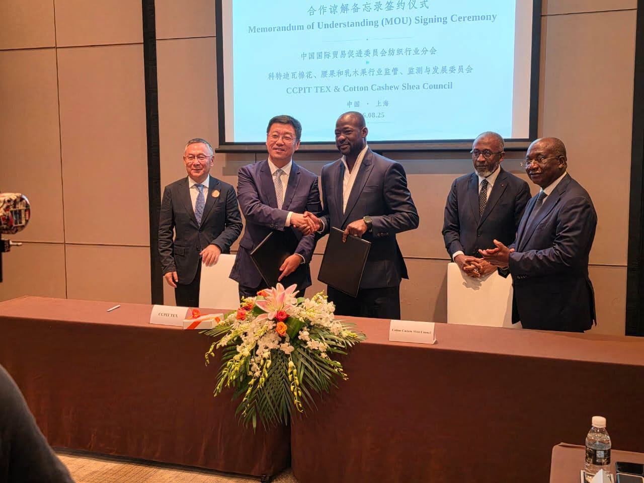 La Côte d’Ivoire renforce sa coopération dans Industrie textile avec la Chine